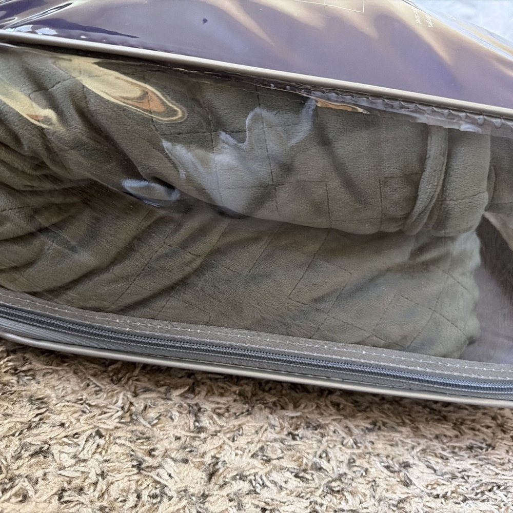 New Gravity Premium Weighted Blanket 15lbs Gray Micro Fleece Cover Single 48x72 - Picture 5 of 6